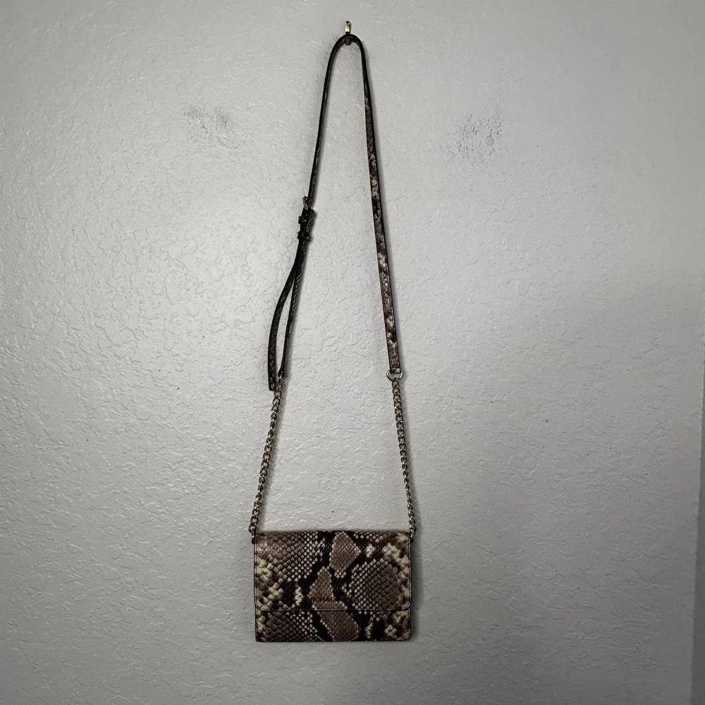 Michael Kors Jet Set Travel Large Phone Crossbody Snakeskin Gold Chain